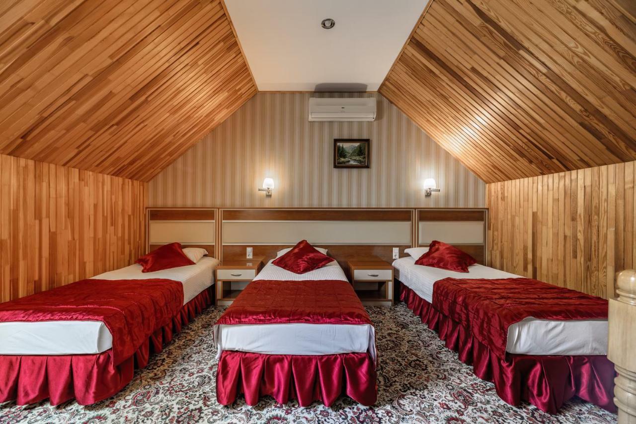 Status Hotel Malekhuv Buitenkant foto
